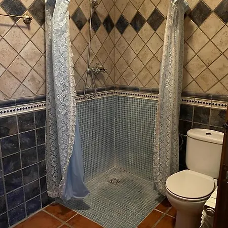 Apartment Rural Gorillo Gor